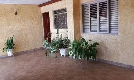Casa com 4 quartos à venda na Vila Nossa Senhora do Carmo, Araraquara , 133 m2 por R$ 290.000