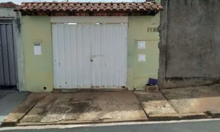 Casa com 2 quartos à venda no Centro, Araraquara 