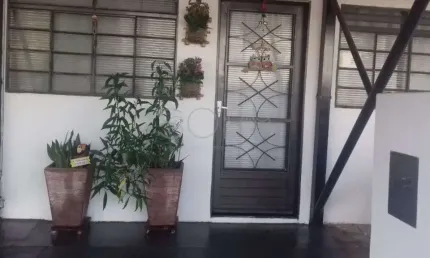 Casa com 2 quartos à venda no Jardim Santa Júlia (Vila Xavier), Araraquara 