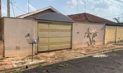 Casa com 2 quartos à venda na Vila Santa Maria (Vila Xavier), Araraquara 