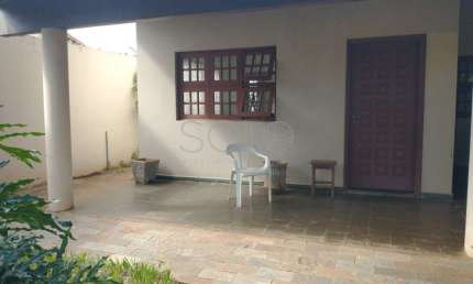 Casa com 3 quartos à venda na Vila Sedenho, Araraquara 