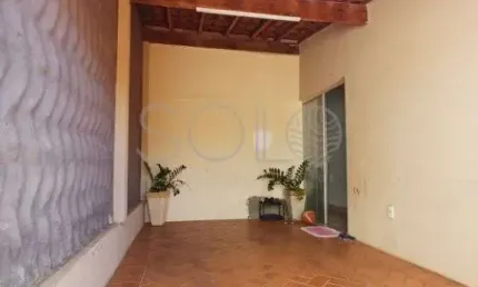 Casa linda, recem reformada com 3 dormitorios, 1 suite, moveis planjados