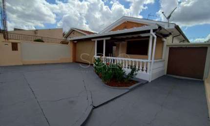 Casa com 2 quartos à venda no Jardim Silvânia (Vila Xavier), Araraquara , 162 m2 por R$ 320.000