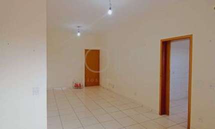 Apartamento com 3 quartos para alugar no Centro, Araraquara , 100 m2 por R$ 2.500
