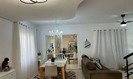 Lindissima casa no condominio Gran Village localizada em um dos melhores bairros de Araraquara
