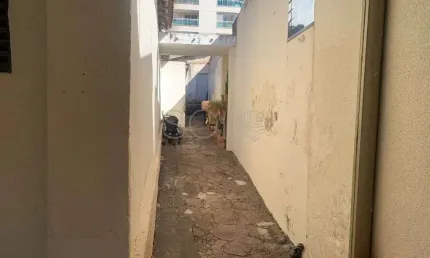 Casa com 4 quartos à venda no Centro, Araraquara 