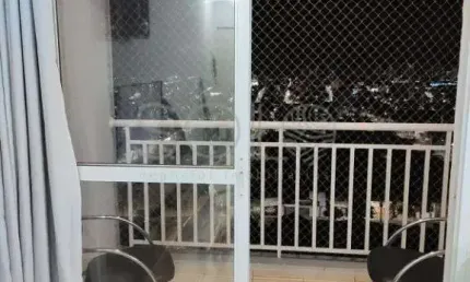 APARTAMENTO COM VARANDA E SALA ESTENDIDA NA VILA XAVIER