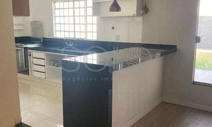 Casa com 3 quartos à venda no Jardim das Flores, Araraquara 