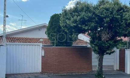 Casa com 3 quartos à venda no Jardim Santa Angelina, Araraquara 