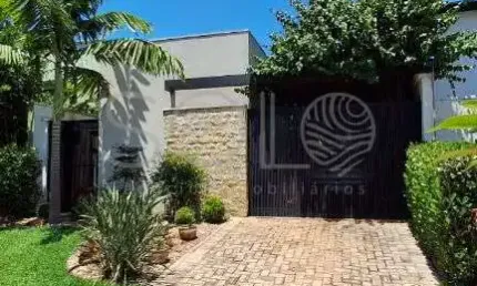 Seu Novo Lar: Casa Ampla com 2 Suites em Condominio Exclusivo
