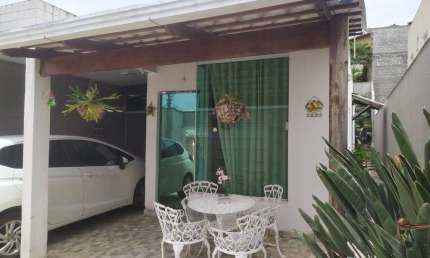Imperdível Casa à Venda em Esmeraldas-MG, Bairro Floresta Encantada: 2 Quartos, 1 Suíte, 1 Sala, 2 Banheiros, 1 Vaga, 80m²!