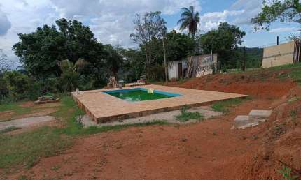 Lindo Sítio à Venda no Condomínio Topázio em Esmeraldas - 15 km de Contagem