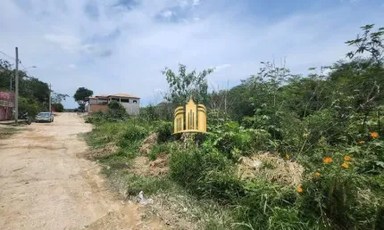 Terreno à venda em Esmeraldas-MG, bairro Nova Esmeraldas, 458,00 m² de área. Aproveite!