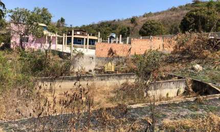 Terreno à venda em Esmeraldas-MG, bairro Tropeiros, 1.000m² de área!