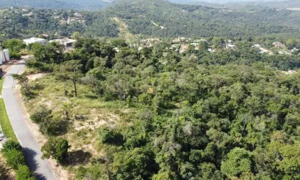 Terreno Exclusivo à Venda no Condomínio Solar das Palmeiras em Esmeraldas - 1.300 m²