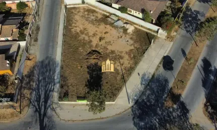 Área Comercial de Esquina no Bairro Santa Quitéria em Esmeraldas-MG: Oportunidade Única!