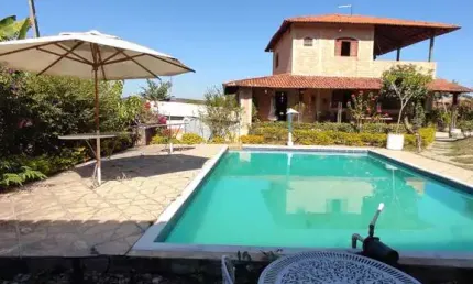 Descubra o Exclusivo Sítio à Venda em Dumaville, Esmeraldas-MG - 3 Quartos, Área Verde e Piscina! Venha Visitar!