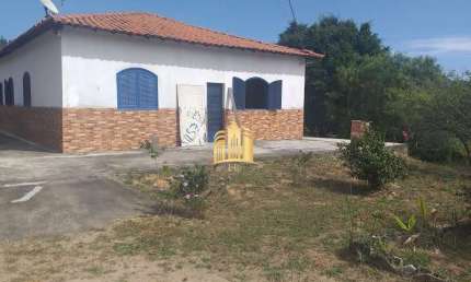Sitio à venda em Esmeraldas-MG, no Encontro das Águas: 4 quartos, 2 salas, 2 banheiros, 2 vagas de garagem, 8.300m² de área.