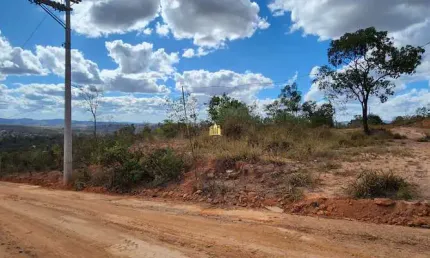 Terreno à venda em Esmeraldas-MG, Paraiso das Esmeraldas! 1.025,00 m² de área disponível!