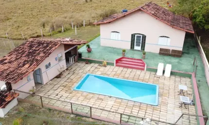 Oportunidade única: Pousada Comercial à venda em Esmeraldas-MG, Bairro Melo Viana - 4 quartos, 1 suíte, 2 salas, 5 banheiros, 10 vagas, 50.000m².