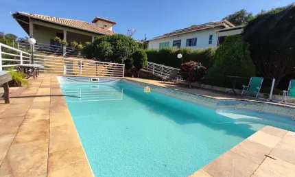 Casa de Alto Padrão no Condomínio Belvedere, Esmeraldas - 4 Quartos, Piscina, 5 Vagas de Garagem - Luxo e Conforto!