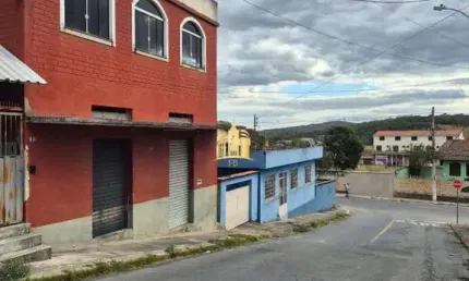 Espaço Comercial no Centro de Esmeraldas-MG: 2 Salas, 1 Banheiro, 80m² - Oportunidade Única!