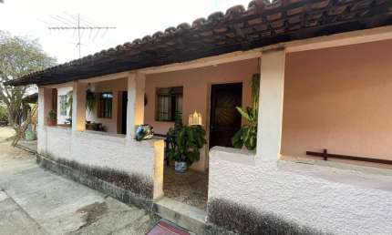 Casa à Venda no Centro de Esmeraldas, MG - 5 Quartos, 979m² de Área Total, R$ 1.200.000