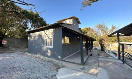 Excelente Casa à Venda em Dumaville, Esmeraldas - 3 Quartos, Suíte, Terreno de 500m², R$ 260.000