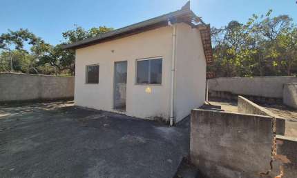 Casa à Venda no Bairro Nova Esmeraldas em Esmeraldas - 2 Quartos por R$140 Mil