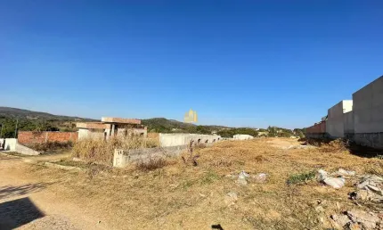 Venda de Lote 1.000m² no Bairro Fernão Dias, Esmeraldas - R$140 mil