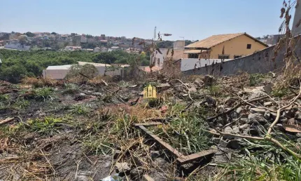 Lote à Venda no Bairro São Pedro em Esmeraldas - 360 m² por R$75.000