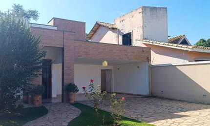 Excelente Casa para locação no Bairro Bandeirantes, Esmeraldas - 3 Quartos, Suíte, Terreno de 700m², R$ 3.000,00