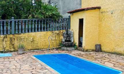 Casa à Venda no Bairro Retiro/Contagem ? 520m², 3 Quartos, Piscina, Área Gourmet ? R$550.000,00