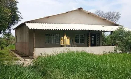 Chácara à Venda na Fazenda dos Marinheiros, Esmeraldas ? 2 Quartos, 2.021m², Varanda