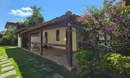 Casa à Venda Condomínio Clube dos 200: 3 Quartos, Lazer Completo!