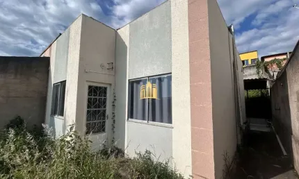 Casa Geminada à Venda Nova Esmeraldas: 2 Quartos, Quintal, 2 Vagas e Habite-se!