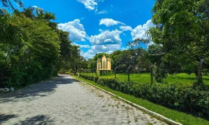 Lote de  3.404,00m² à Venda no Condomínio Quintas das Esmeraldas - Esmeraldas/MG