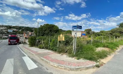 Lote 510m² à Venda no Bairro Santa Quitéria com Asfalto e Escritura ? R$130.000