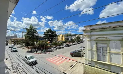 Sala Comercial para Locação no Centro de Esmeraldas 130m² com 5 Salas