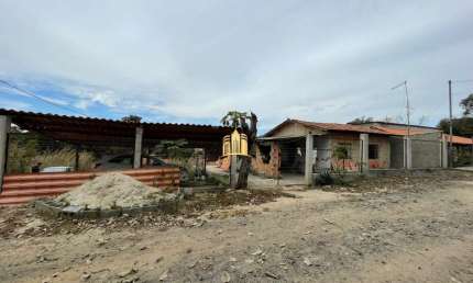 Chácara à Venda Condomínio Vista Alegre ? 1070m² com Projeto de Suítes