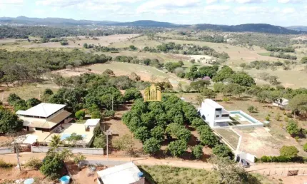 Chácara à Venda Monjolinho Esmeraldas MG: 5000m² Casa em Construção Poma