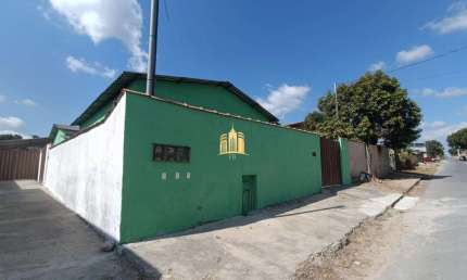 Casa para Alugar Santa Quitéria Rua Leocádia F. Palhares ? 2 Quartos