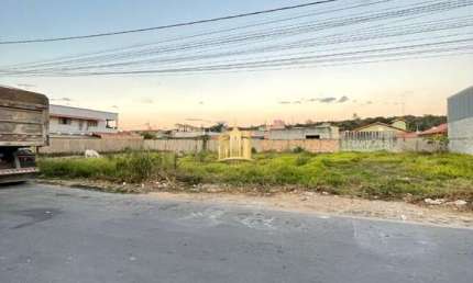Lote à Venda Bairro São José Esmeraldas MG ? 360m² Plano Asfaltado