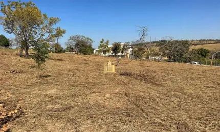 Lote 5000m² plano, elevado, cercado, com escritura ? r$ 320 mil