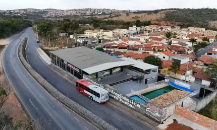 Galpão 650m² para locação no floresta encantada, esmeraldas. localização estratégica na mg-432, fácil acesso à br-040 e mão de obra abundante.