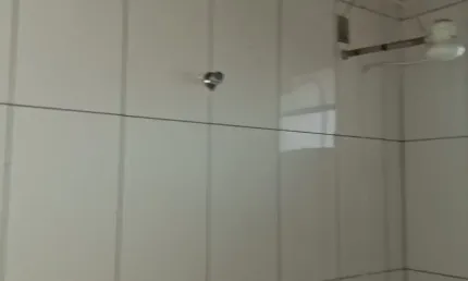Casa em lote de 360m², localizada no bairro Guarani.