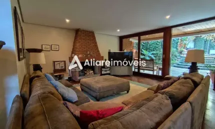 Casa c/ 3 quartos, 3 suítes e 7 vagas, 792m², à venda no bairro Vila Madalena, por 6.360.000,00