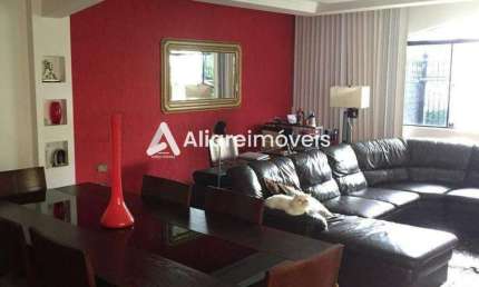 Casa c/ 4 quartos, 1 suíte e 6 vagas, 256m², à venda no bairro Vila Ema, por 1.060.000,00