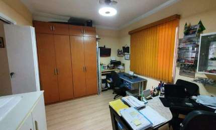 Casa em Condomínio Fechado c/ 3 quartos, 1 suíte e 2 vagas, 110m², à venda no Condomínio Villa D Este, no bairro Vila Bertioga, por 830.000,00