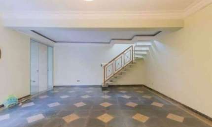 Casa c/ 5 quartos, 3 suítes e 5 vagas, 350m², para aluguel no bairro Mooca, por 10.000,00